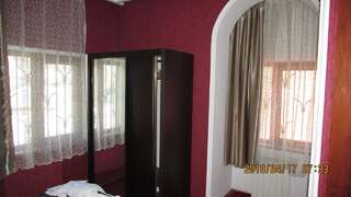 Отель Hotel Old Avlabari Тбилиси Семейный номер Делюкс-1