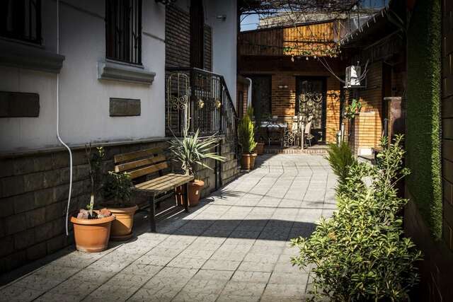 Отель Hotel Old Avlabari Тбилиси-36